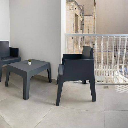 Seaside Apartment In Gzira ภายนอก รูปภาพ